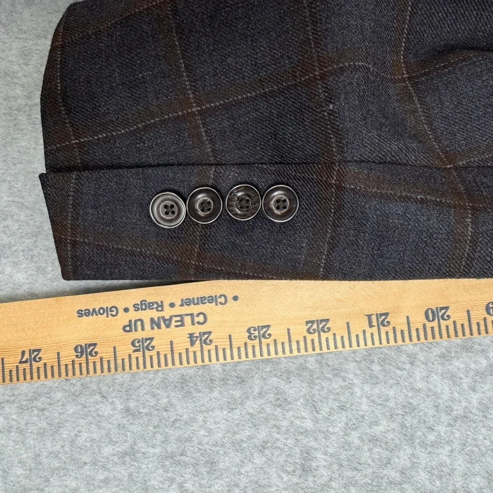 Tallia Blazer Mens 40L Gray Plaid 100% Wool Elbow Patch Sport Coat Jacket Office